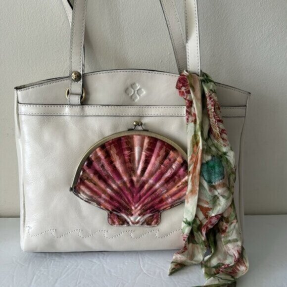 Patricia Nash Poppy Tote Leather w Seashells by the Seashore Scarf Latte White - Picture 3 of 12